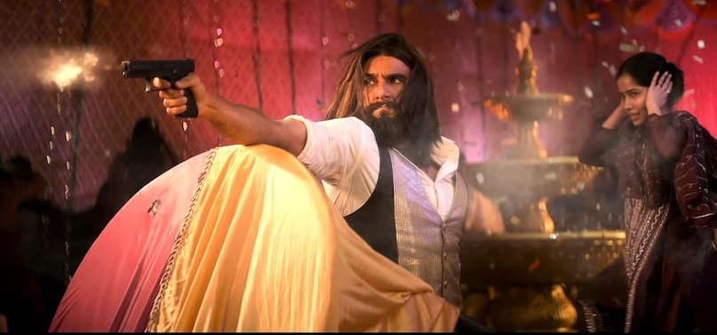 Ranveer Singh, Dhurandhar, why watch Dhurandhar, Dhurandhar movie, Sanjay Dutt, Akshaye Khanna, R Madhavan, Arjun Rampal, and Sara Arjun