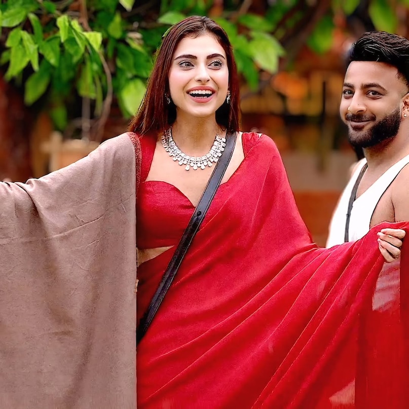 Farhana, who had gone to the secret room, came back even stronger, more confident and with the intention of changing the game. Farhana is an actress, social media personality and peace activist.