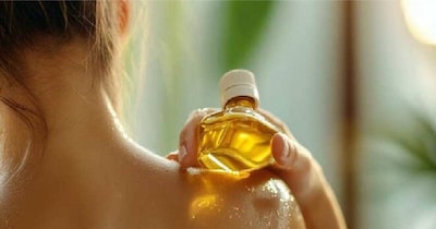 Winter Skin: Dermatologists Advise Post-Bath Oil for Softness