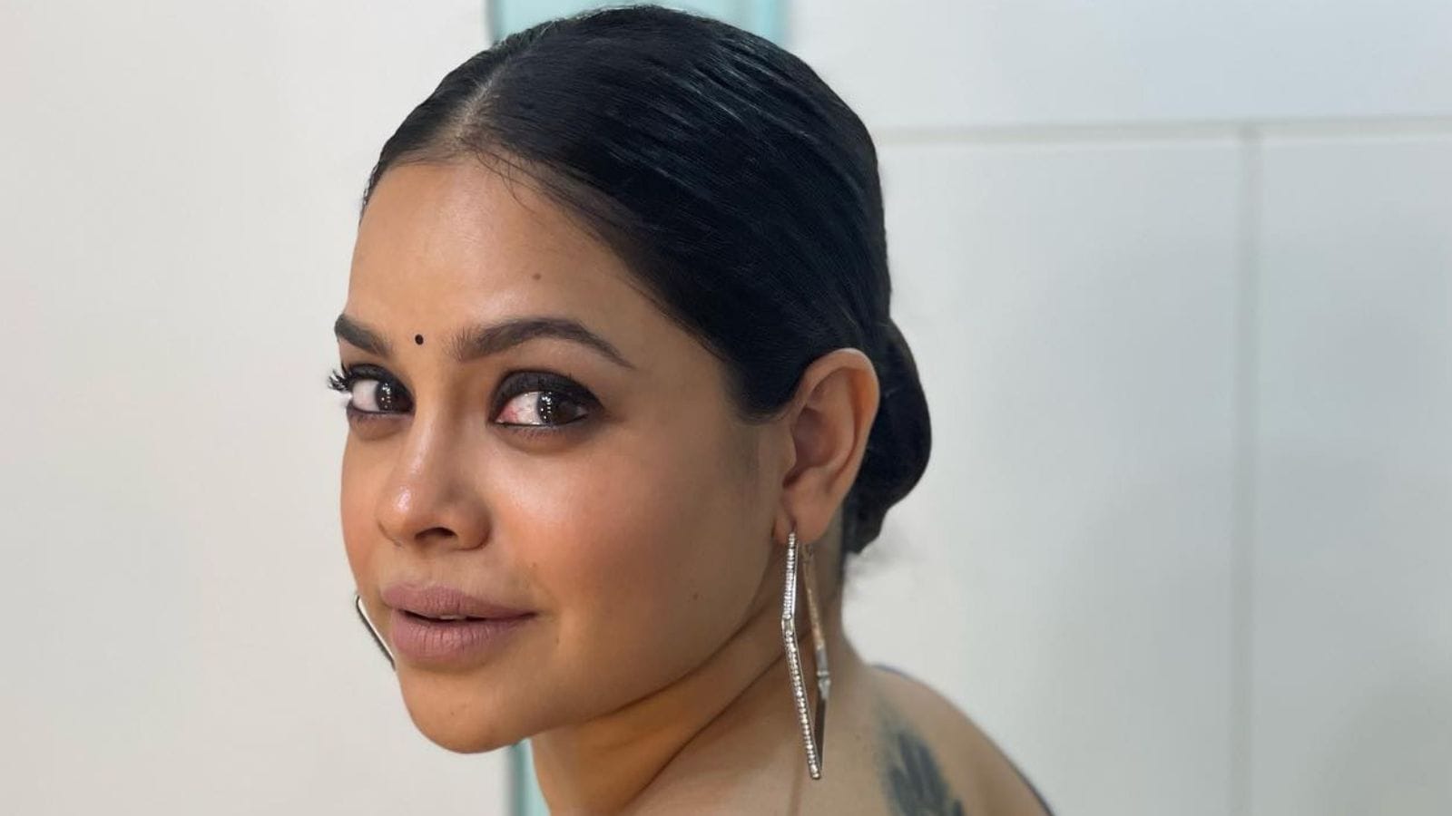 Sumona Chakravarti, Sumona Chakravarti Bollywood debut, Sumona Chakravarti Kapil sharma show, Sumona Chakravarti movies, Sumona Chakravartilife story, TV, entertainment, Sumona Chakravarti, Sumona Chakravarti Bollywood debut, Sumona Chakravarti Kapil sharma show, Sumona Chakravarti movies, Sumona Chakravartilife story, TV, entertainment,