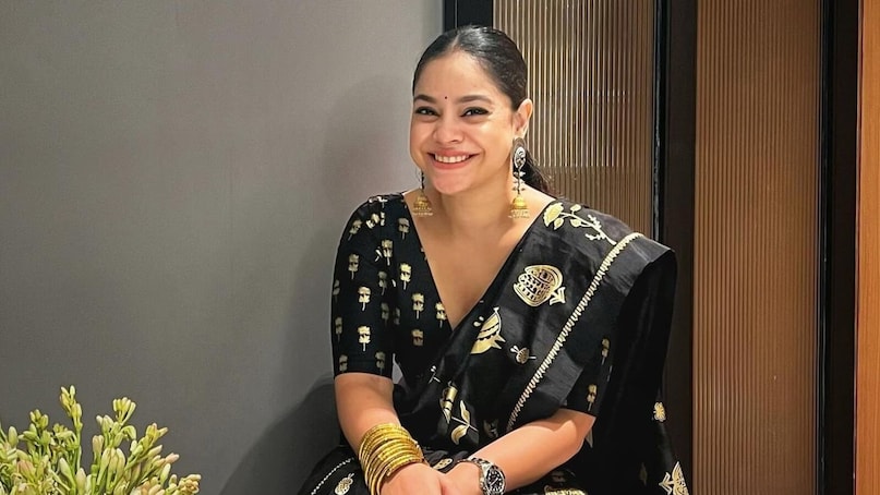 Sumona Chakravarti, Sumona Chakravarti Bollywood debut, Sumona Chakravarti Kapil sharma show, Sumona Chakravarti movies, Sumona Chakravartilife story, TV, entertainment, 