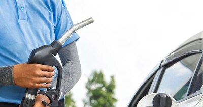 ग्‍लोबल मार्केट में कच्‍चे तेल की कीमतों में तेज गिरावट दिख रही है.  