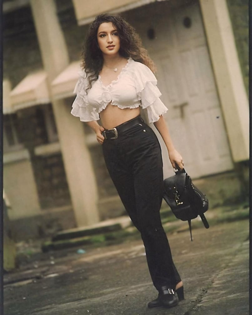 Set To Make A Directorial Debut At 52, Her First Film Was Opposite Ajay Devgn