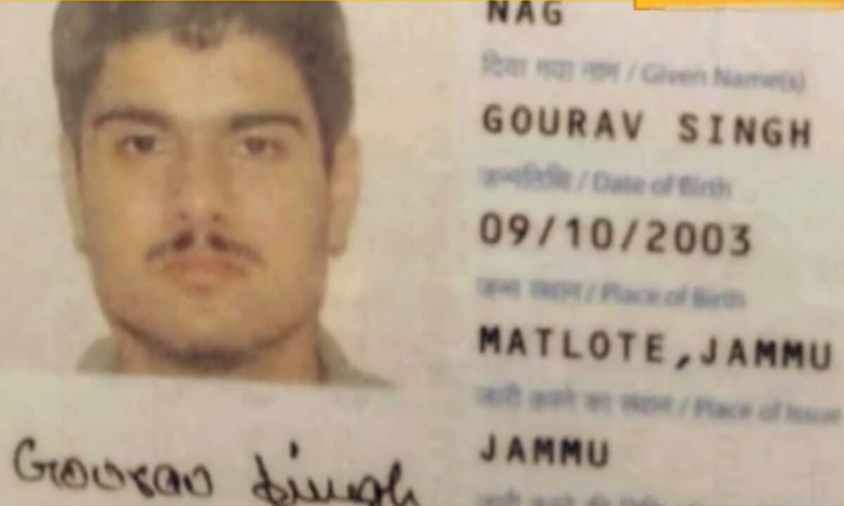 आखिर कहां गुम हो गया भारत का गौरव मां ने रो-रो कर सरकार से मांगी मदद