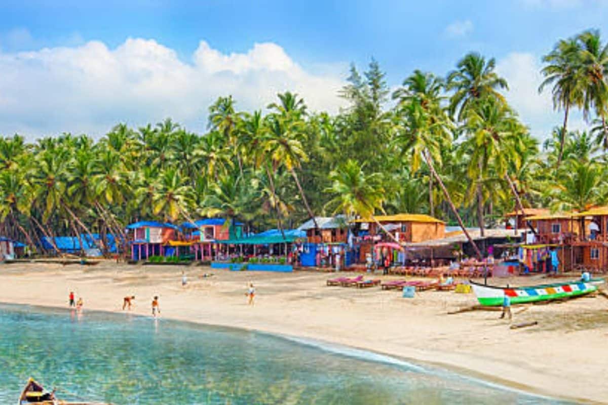 परीक्षा से परेशान था लड़का बहन की UPSC फीस पर डाला डाका और भाग गया गोवा