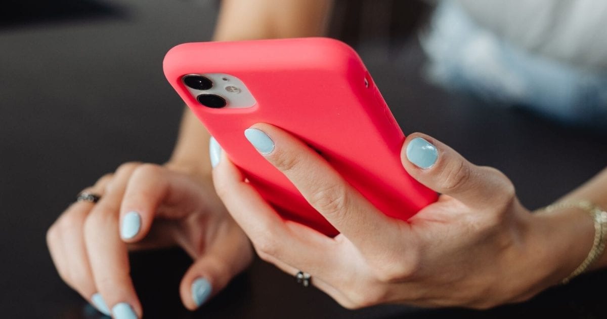 Tach – do phone cover case affects mobile network does signal becomes weak with thick magnetic know fact