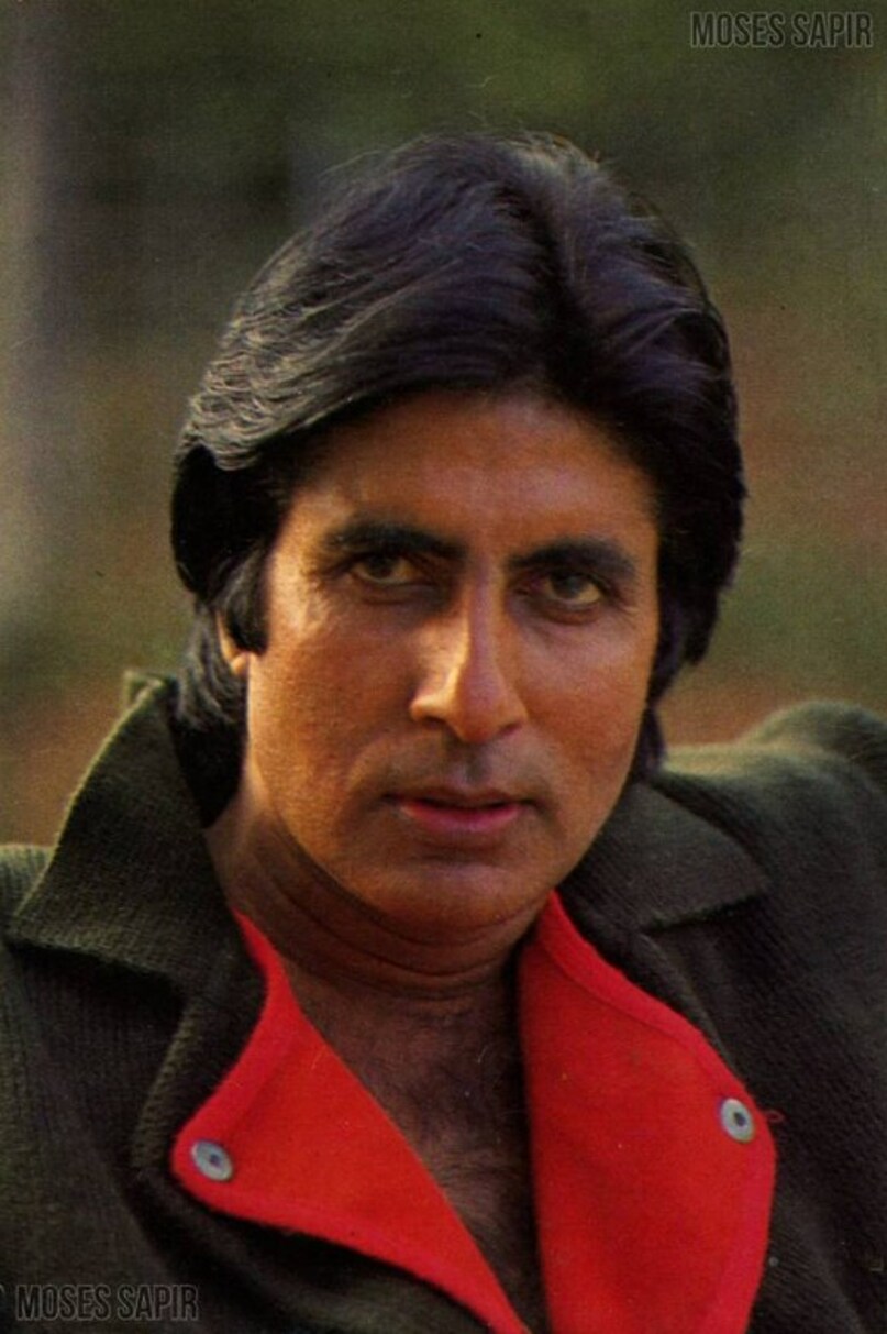 The next two years were not that fruitful for the actor. In total, Amitabh Bachchan gave 11 flops. In an interview with Hook Global, Javed Akhtar recalled the time when he and Salim Khan approached Amitabh for Zanjeer and he became Bollywood’s ‘Angry Young Man’. He said, “Most of the time, we don’t respect the talent. There were very few people who had great respect for him, even after 11 of his films had flopped in a row.”