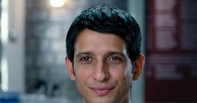 फिल्मों में आने से पहले थिएटर करते थे शरमन जोशी.