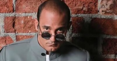 50 साल की उम्र में भी कुंवारे हैं अक्षय खन्ना.