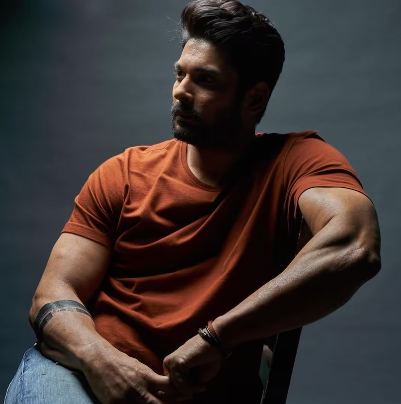 sidharth shukla, sidharth shukla birth anniversary, sidharth shukla career, sidharth shukla tv shows, bigg bigg 13 winner sidharth shukla, सिद्धार्थ शुक्ला, सिद्धार्थ शुक्ला बर्थ एनिवर्सरी, सिद्धार्थ शुक्ला करियर, सिद्धार्थ शुक्ला टीवी शो, सिद्धार्थ शुक्ला बिग बॉस 13 विनर