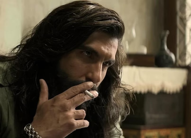 Akshaye Khanna, soumya tandon, soumya tandon slapped akshaye khanna, dhurandhar movie, dhurandhar box office collection day 9, अक्षय खन्ना, सौम्या टंडन, धुरंधर, अक्षय खन्ना सौम्या टंडन, धुरंधर बॉक्स ऑफिस कलेक्शन इंडिया