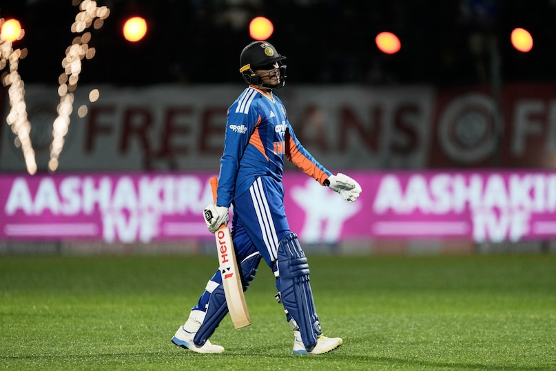 Abhishek Sharma, Abhishek Sharma first ball six, Abhishek Sharma sixes records, Abhishek Sharma sixes records in t20, Abhishek Sharma cricket records, Abhishek Sharma sixes records, Abhishek Sharma team india, Abhishek Sharma records stats, ind vs sa, अभिषेक शर्मा, अभिषेक शर्मा ने रचा इतिहास, अभिषेक शर्मा छक्का रिकॉर्ड Abhishek Sharma, Abhishek Sharma first ball six, Abhishek Sharma sixes records, Abhishek Sharma sixes records in t20, Abhishek Sharma cricket records, Abhishek Sharma sixes records, Abhishek Sharma team india, Abhishek Sharma records stats, ind vs sa, अभिषेक शर्मा, अभिषेक शर्मा ने रचा इतिहास, अभिषेक शर्मा छक्का रिकॉर्ड