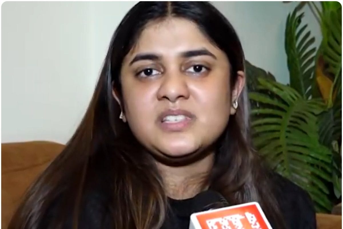 पीड़िता सिर्फ कहानियां बना रही कुलदीप सेंगर की बेटी का बड़ा दावा