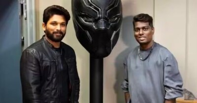 अल्लू अर्जुन और एटली फोटो के लिए पोज देते हुए. (फोटो साभारः यूट्यूब वीडियोग्रैब) 