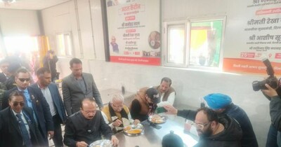 दिल्ली में 45 अटल कैंटीन शुरू, सिर्फ 5 रुपए में मिलेगा पौष्टिक भोजन.