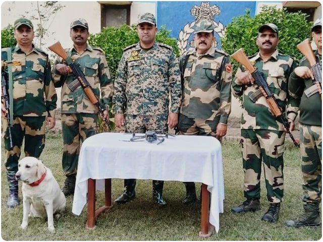 पंजाब बॉर्डर पर BSF का बड़ा एक्शन, 3 PAK ड्रोन ढेर, करोड़ों की हेरोइन बरामद