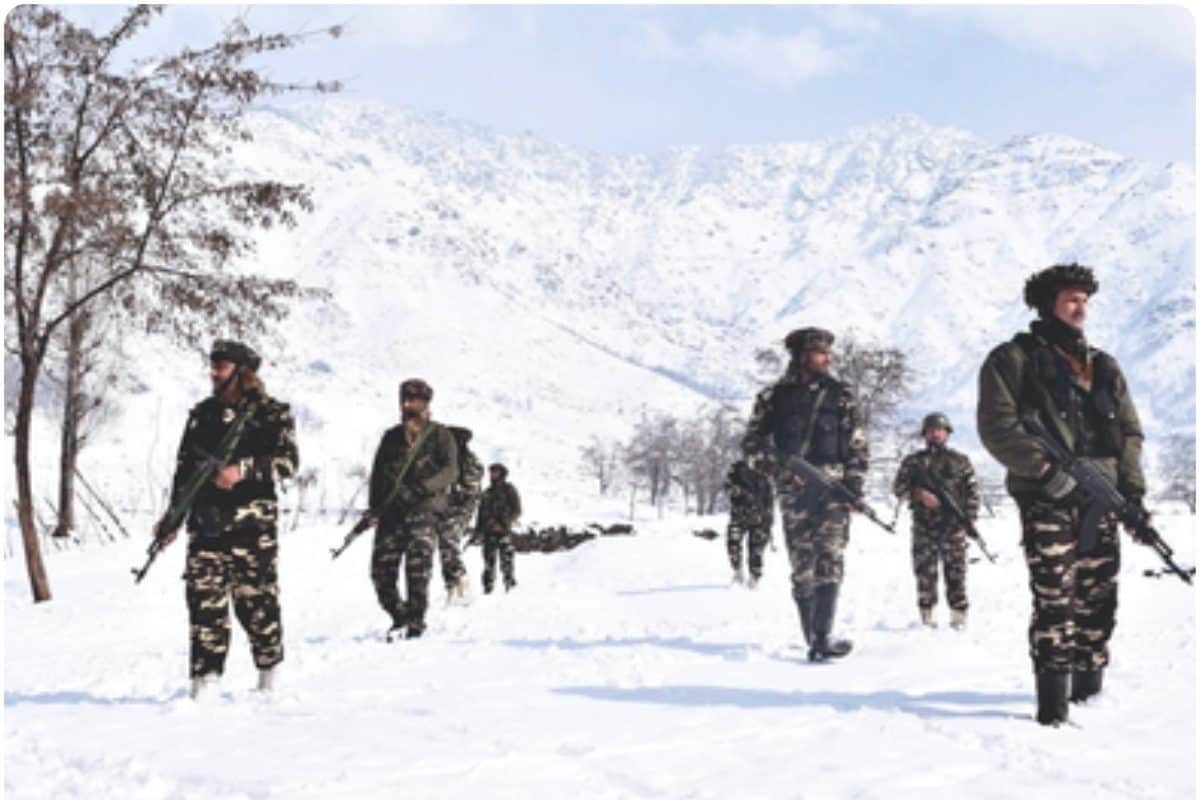 ठंड भी बेअसर दुश्मन की हर चाल पर भारी बीएसएफ अखनूर सेक्टर बना अभेद्य किला