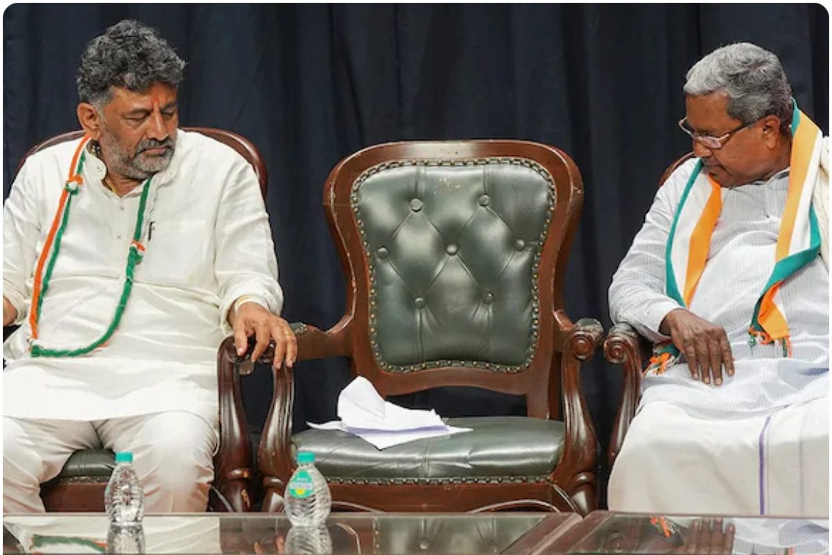 कर्नाटक संकट कांग्रेस हाईकमान के दरवाजे पर सोनिया के घर चली बैठक भी बेनतीजा