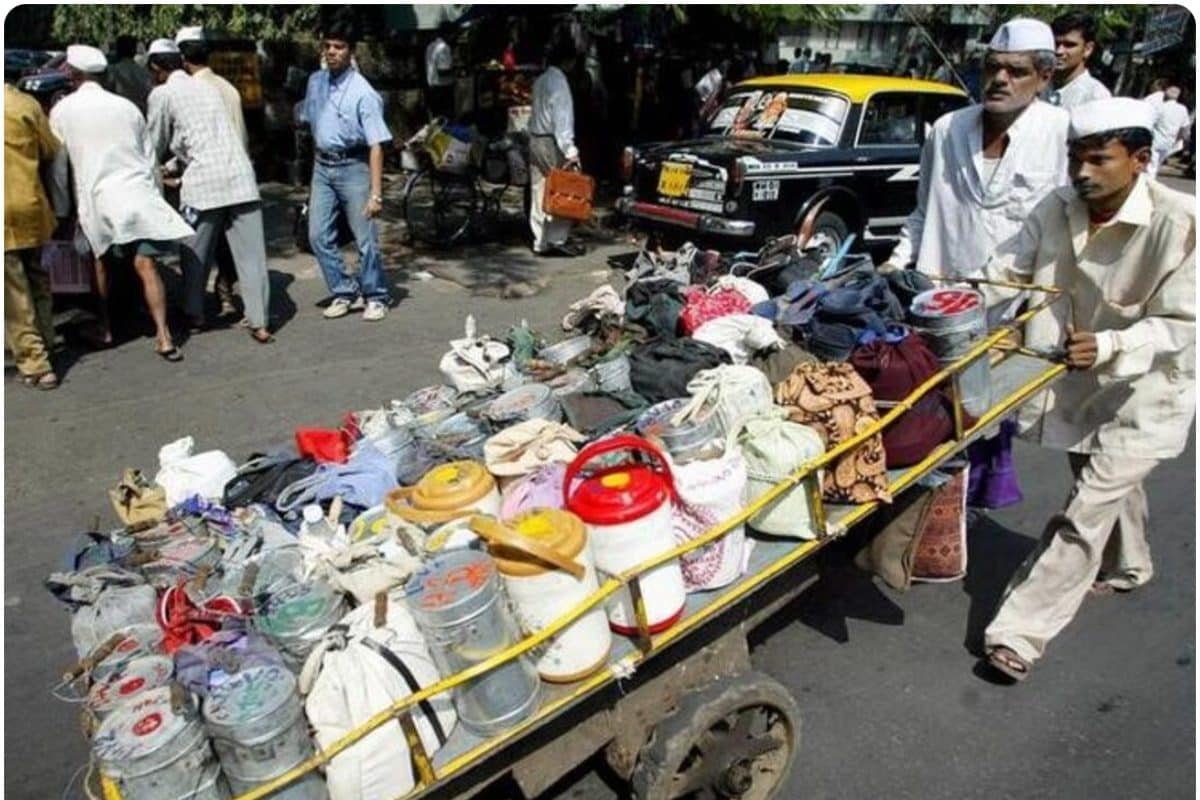 उद्धव ने 2017 में कई वादे किए थे... निगम चुनाव में डब्बावाला किसे देंगे वोट?