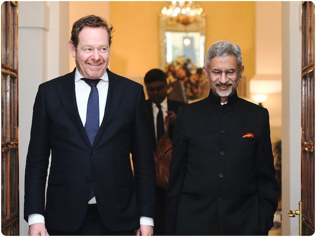 कतरे जाएंगे विदेशी हथियारों के दम पर फुदकने वाले पाकिस्तान के पर!