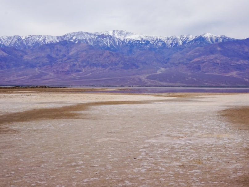 डांग घाटी में रहने वाली जनजातियां विशेष रूप से इदु मिशमी समुदाय अपनी अनूठी संस्कृति और परंपराओं के लिए प्रसिद्ध हैं. यहां का जीवन प्रकृति के साथ गहराई से जुड़ा हुआ है, एक ऐसी विशेषता जो इस स्थान को और भी अधिक विशेष बनाती है.