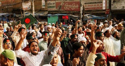 'हसीना को हटाना लोकतंत्र नहीं, तबाही थी', पूर्व विदेश सचिव ने गिनाए पश्चिम के 3 सबसे बड़े झूठ. (Photo : Reuters)