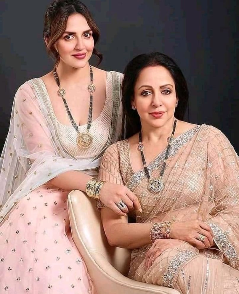 Dharmendra, Hema Malini, Dharmendra last moments, Hema Malini on Dharmendra last moments, Dharmendra Hema Malini, Hema Malini Dharmendra, Hema Malini  Hamad Al Reyami