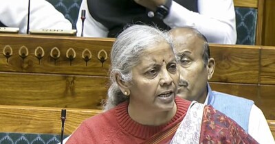 वित्त मंत्री निर्मला सीतारमण ने कहा कि इंश्योरेंस में 100% FDI से प्रतिस्पर्धा बढ़ेगी और ग्राहकों को फायदा होगा. (Image:PTI)