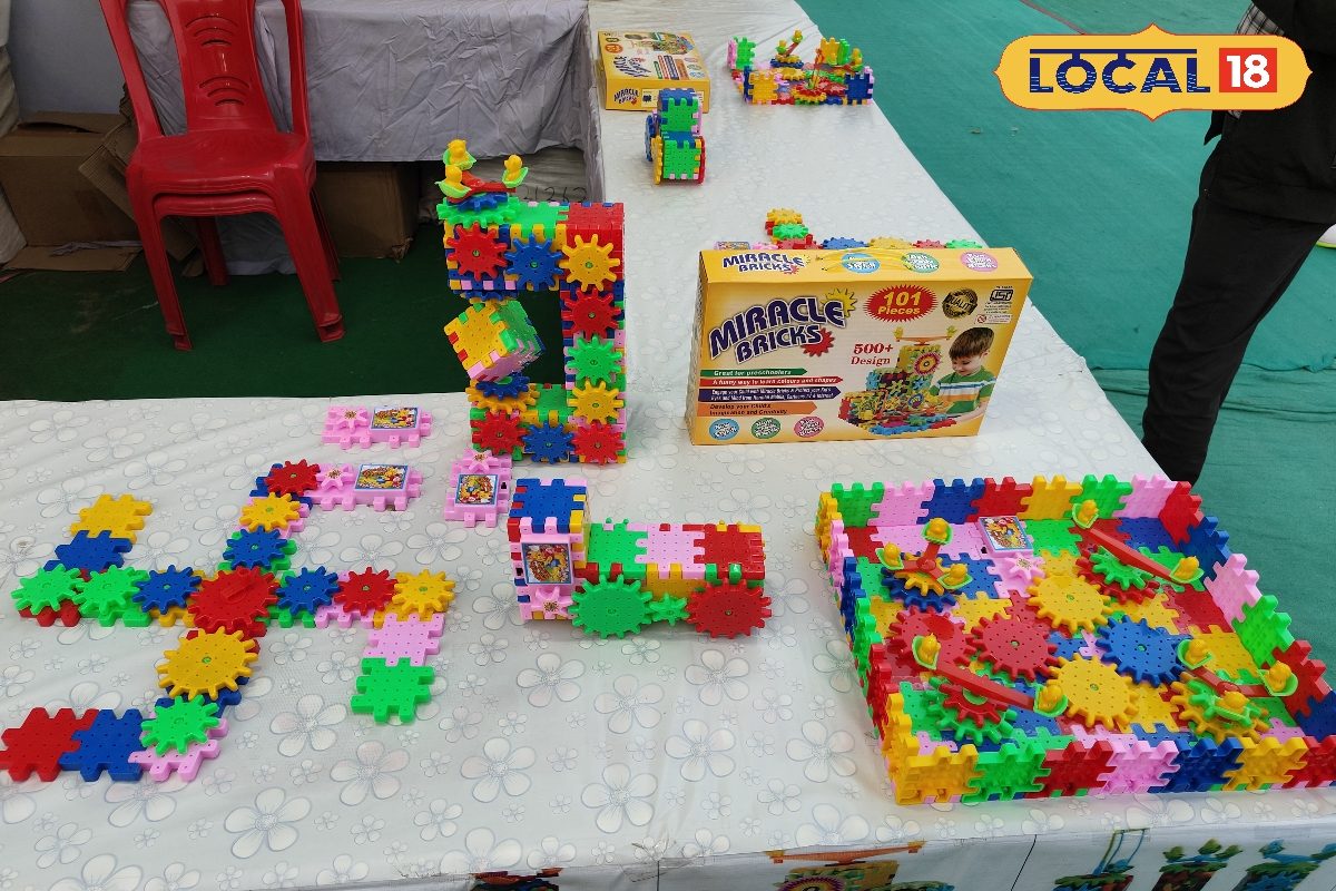 https://images.news18.com/ibnkhabar/uploads/2025/12/HYP_5620014_cropped_05122025_030321_img20251203164749_watermar_1-3x2.jpg