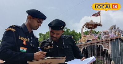 चप्पे चप्पे पर कमांडो और RAF के जवान तैनात किए गए हैं. 