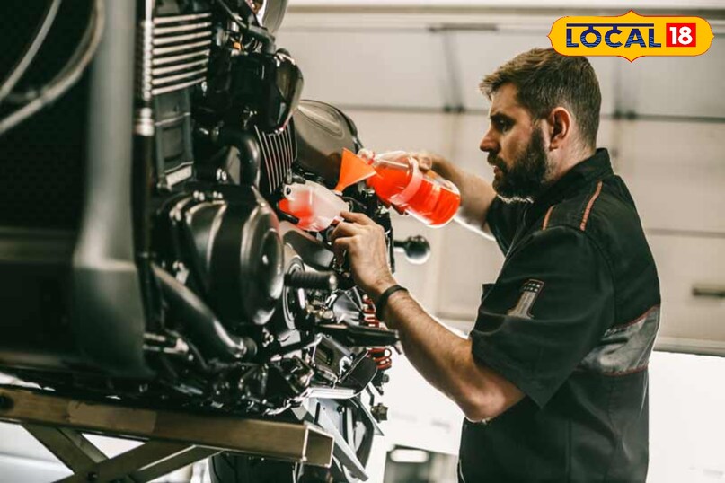 बाइक रिपेयरिंग कोर्स खरगोन, बकरी पालन प्रशिक्षण खरगोन, आर सेटी खरगोन ट्रेनिंग, निःशुल्क आवासीय प्रशिक्षण, फ्री स्किल ट्रेनिंग 2026, local18, khargone letest news, Madhya Pradesh hindi news 