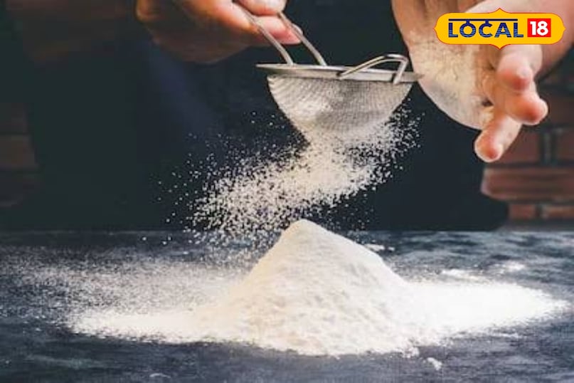 आगे कहा कि रोजाना इस्तेमाल के बाद छलनी को तुरंत धोकर सूखा लें. चाय के दानों को जाली में जमने न दें और तेल वाली वस्तु छानने के बाद हल्का गरम पानी जरूर डालें. इससे गंदगी चिपकेगी नहीं.