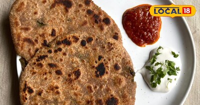 मटर के गरमा गरम पराठे 