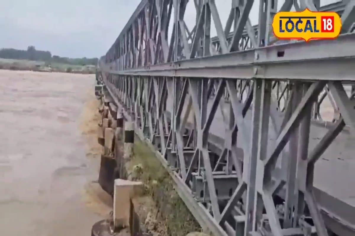 बिहार में एक बार फिर क्षतिग्रस्त हुआ पुल, दस पंचायत पर पड़ा असर.. आवागम बंद