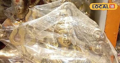 शिव परिवार की मूर्ति की खूब आ रही डिमांड।
