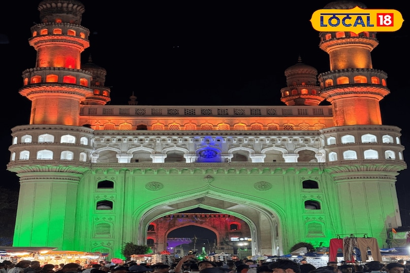 Charminar Located in the heart of the city, Charminar is the most iconic symbol of Hyderabad. Built by Muhammad Quli Qutb Shah in 1591, this grand monument is known for its four minarets. The surrounding area, especially the famous Laad Bazaar, is great for shopping and experiencing the local culture. It is a wonderful piece of architecture that reflects the glorious past of the city.