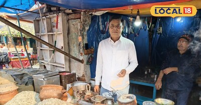 बासुकिनाथ धाम में मौजूद दही चूड़ा का प्रसिद्ध दुकान.