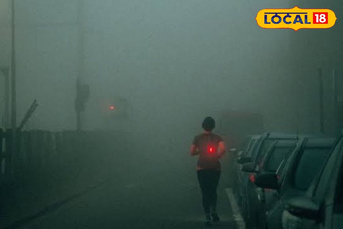 Aaj ka Mausam: कुछ दिन ठंड से राहत लेकिन इन जिलों में घने कोहरे का अलर्ट! जानें क्या है लेटेस्ट अपडेट 
