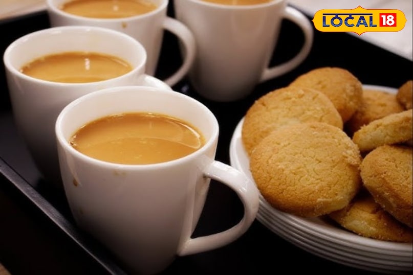 ईरानी चाय उस्मानिया बिस्किट हैदराबाद की पहचान, यह चाय अपनी मलाईदार बनावट के लिए जानी जाती है। इसे दूध और चाय की पत्ती को अलग-अलग घंटों तक उबालकर बनाया जाता है और अंत में गाढ़े दूध के साथ मिलाया जाता है। उस्मानिया बिस्किट ईरानी चाय का सबसे अच्छा साथी। इसका नाम हैदराबाद के आखिरी निजाम उस्मान अली खान के नाम पर रखा गया है। ईरानी चाय उस्मानिया बिस्किट हैदराबाद की पहचान, यह चाय अपनी मलाईदार बनावट के लिए जानी जाती है। इसे दूध और चाय की पत्ती को अलग-अलग घंटों तक उबालकर बनाया जाता है और अंत में गाढ़े दूध के साथ मिलाया जाता है। उस्मानिया बिस्किट ईरानी चाय का सबसे अच्छा साथी। इसका नाम हैदराबाद के आखिरी निजाम उस्मान अली खान के नाम पर रखा गया है।