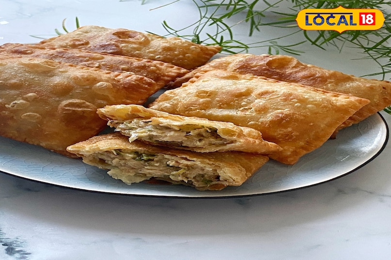 मटन लुक्मी यह हैदराबाद का एक प्रसिद्ध स्टार्टर है। यह कीमे मटन से भरा हुआ एक वर्गाकार समोसा होता है, जिसका बाहरी हिस्सा बहुत ही कुरकुरा और परतदार होता है। इसे अक्सर शादियों और दावतों में परोसा जाता है। मटन लुक्मी यह हैदराबाद का एक प्रसिद्ध स्टार्टर है। यह कीमे मटन से भरा हुआ एक वर्गाकार समोसा होता है, जिसका बाहरी हिस्सा बहुत ही कुरकुरा और परतदार होता है। इसे अक्सर शादियों और दावतों में परोसा जाता है।