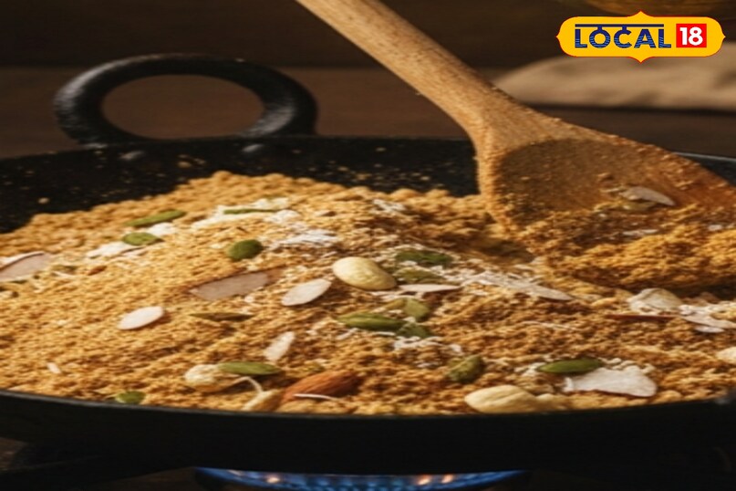 आगे कहा कि गोंद के लड्डू बनाना कठिन नहीं है. सबसे पहले घी में गोंद को धीमी आंच पर तलकर कुरकुरा किया जाता है और हल्का कूट लिया जाता है. उसी घी में गेहूं का आटा सुनहरा होने तक भूनते हैं. फिर इसमें कटे बादाम, काजू, मगज, सूखा नारियल और कुटा हुआ गोंद मिलाया जाता है. आंच बंद कर मिश्रण थोड़ा ठंडा होने पर गुड़ या चीनी, सोंठ और इलायची मिलाकर गरम-गरम लड्डू बांध लिए जाते हैं. इन्हें एयरटाइट डिब्बे में लंबे समय तक सुरक्षित रखा जा सकता है.