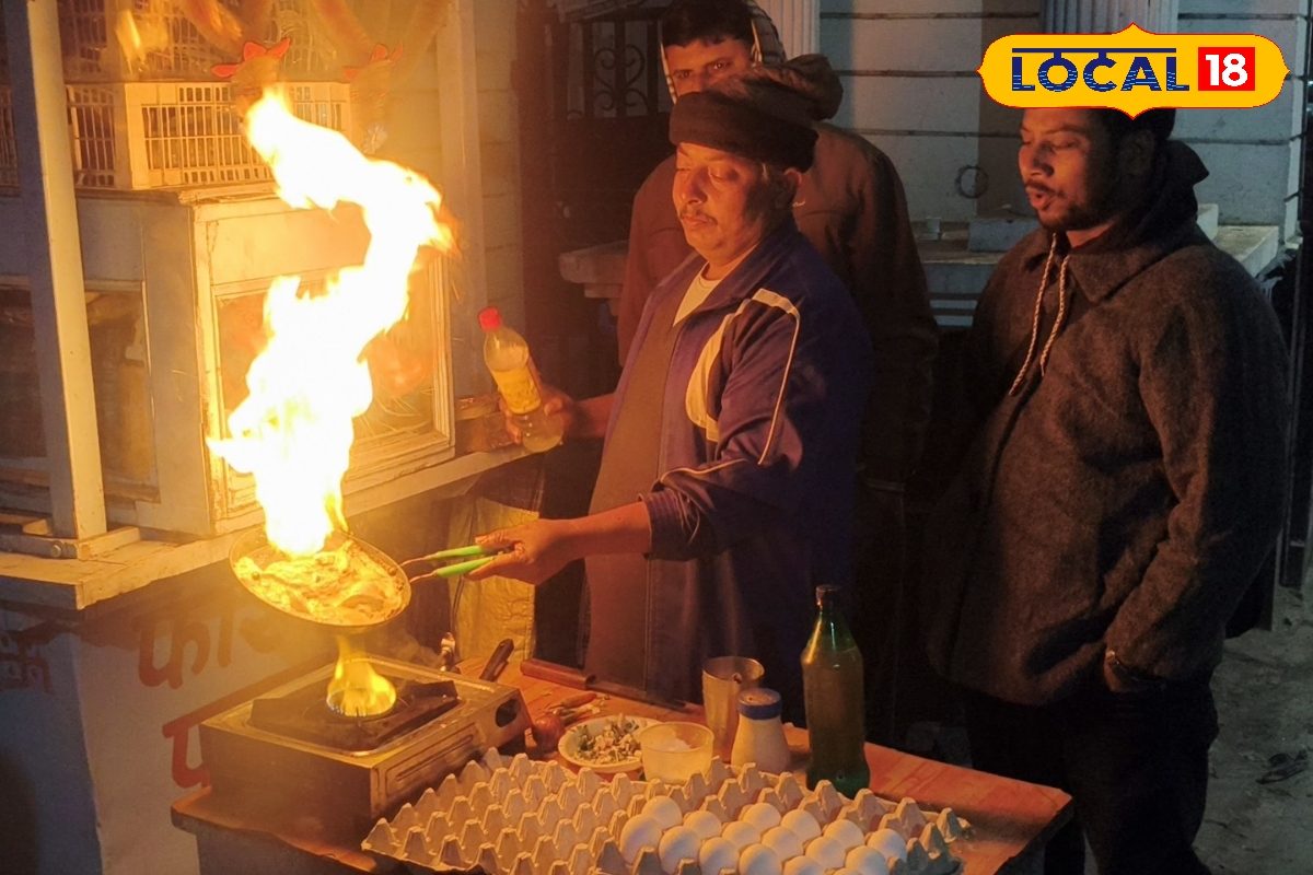 अंदर से कुरकुरा, बाहर से नरम! मुजफ्फरपुर में फेमस है फायर आमलेट, टेस्ट लाजवाब