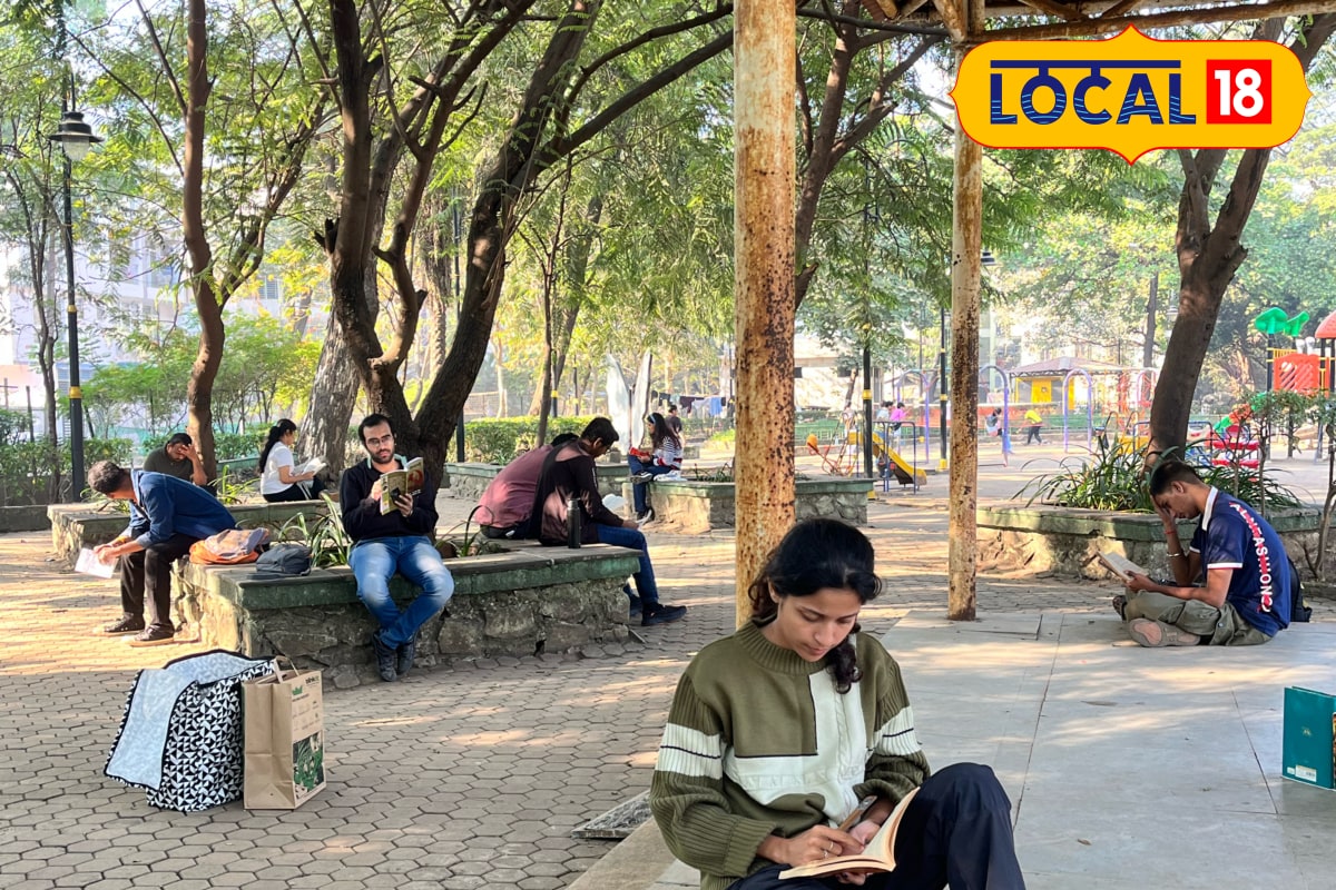 पनवेल में चल रही किताबों की क्रांति, युवाओं ने बदल दिया पढ़ने का पूरा तरीका