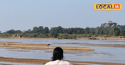 गुमला में पिकनिक स्पॉट के लिए बेस्ट है ये नदी,पानी व बालू में पब्लिक जमके कर रहे