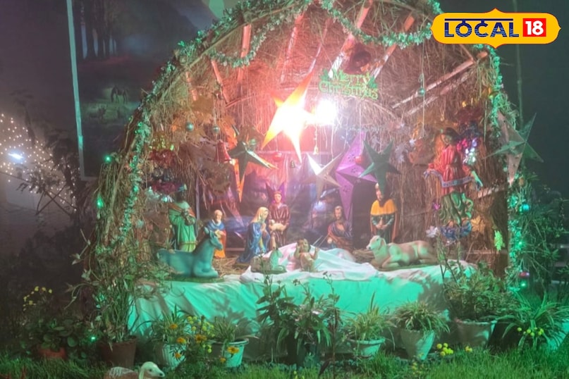 рдИрд╕рд╛ рдорд╕реАрд╣ рдХреЗ рдЧреМрд╢рд╛рд▓рд╛ рдореЗрдВ рдЬрдиреНрдо рдХреА рд╕реНрдореГрддрд┐ рдореЗрдВ рдЪрд░реНрдЪ рдкрд░рд┐рд╕рд░ рдореЗрдВ рдЖрдХрд░реНрд╖рдХ рдЪрд░рдиреА рдмрдирд╛рдИ рдЧрдИ. рд╡рд┐рднрд┐рдиреНрди рдкреНрд░рдХрд╛рд░ рдХреА рдЪрд░рдирд┐рдпреЛрдВ рдкрд░ рдкрд▓реНрд▓реА рдкреБрд░реЛрд╣рд┐рдд рджреНрд╡рд╛рд░рд╛ рд╡рд┐рд╢реЗрд╖ рдкреНрд░рд╛рд░реНрдердирд╛ рдФрд░ рдЖрд╢реАрд░реНрд╡рд╛рдж рджрд┐рдпрд╛ рдЧрдпрд╛. рд╢реНрд░рджреНрдзрд╛рд▓реБрдУрдВ рдиреЗ рдмрд╛рд▓рдХ рдпреАрд╢реБ рдХрд╛ рдЪреБрдореНрдмрди рдХрд░ рдЙрдирд╕реЗ рдЖрд╢реАрд░реНрд╡рд╛рдж рдкреНрд░рд╛рдкреНрдд рдХрд┐рдпрд╛. рдорд╛рдВ рдорд░рд┐рдпрдо рдХреА рдкреНрд░рддрд┐рдорд╛ рдФрд░ рдЪрд░рдиреА рдХреЗ рд╕рдордХреНрд╖ рд▓реЛрдЧреЛрдВ рдиреЗ рдореЛрдордмрддреНрддреА рдЬрд▓рд╛рдХрд░ рд╢рд╛рдВрддрд┐ рд╡ рд╕реБрдЦ-рд╕рдореГрджреНрдзрд┐ рдХреА рдХрд╛рдордирд╛ рдХреА. рдкреВрд░рд╛ рд╡рд╛рддрд╛рд╡рд░рдг рднрдХреНрддрд┐, рдкреНрд░реЗрдо рдФрд░ рдЖрдзреНрдпрд╛рддреНрдорд┐рдХ рдКрд░реНрдЬрд╛ рд╕реЗ рдУрддрдкреНрд░реЛрдд рдирдЬрд░ рдЖрдпрд╛. рдИрд╕рд╛ рдорд╕реАрд╣ рдХреЗ рдЧреМрд╢рд╛рд▓рд╛ рдореЗрдВ рдЬрдиреНрдо рдХреА рд╕реНрдореГрддрд┐ рдореЗрдВ рдЪрд░реНрдЪ рдкрд░рд┐рд╕рд░ рдореЗрдВ рдЖрдХрд░реНрд╖рдХ рдЪрд░рдиреА рдмрдирд╛рдИ рдЧрдИ. рд╡рд┐рднрд┐рдиреНрди рдкреНрд░рдХрд╛рд░ рдХреА рдЪрд░рдирд┐рдпреЛрдВ рдкрд░ рдкрд▓реНрд▓реА рдкреБрд░реЛрд╣рд┐рдд рджреНрд╡рд╛рд░рд╛ рд╡рд┐рд╢реЗрд╖ рдкреНрд░рд╛рд░реНрдердирд╛ рдФрд░ рдЖрд╢реАрд░реНрд╡рд╛рдж рджрд┐рдпрд╛ рдЧрдпрд╛. рд╢реНрд░рджреНрдзрд╛рд▓реБрдУрдВ рдиреЗ рдмрд╛рд▓рдХ рдпреАрд╢реБ рдХрд╛ рдЪреБрдореНрдмрди рдХрд░ рдЙрдирд╕реЗ рдЖрд╢реАрд░реНрд╡рд╛рдж рдкреНрд░рд╛рдкреНрдд рдХрд┐рдпрд╛. рдорд╛рдВ рдорд░рд┐рдпрдо рдХреА рдкреНрд░рддрд┐рдорд╛ рдФрд░ рдЪрд░рдиреА рдХреЗ рд╕рдордХреНрд╖ рд▓реЛрдЧреЛрдВ рдиреЗ рдореЛрдордмрддреНрддреА рдЬрд▓рд╛рдХрд░ рд╢рд╛рдВрддрд┐ рд╡ рд╕реБрдЦ-рд╕рдореГрджреНрдзрд┐ рдХреА рдХрд╛рдордирд╛ рдХреА. рдкреВрд░рд╛ рд╡рд╛рддрд╛рд╡рд░рдг рднрдХреНрддрд┐, рдкреНрд░реЗрдо рдФрд░ рдЖрдзреНрдпрд╛рддреНрдорд┐рдХ рдКрд░реНрдЬрд╛ рд╕реЗ рдУрддрдкреНрд░реЛрдд рдирдЬрд░ рдЖрдпрд╛.