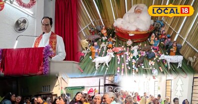 चर्च में क्रिसमस पर प्राथना