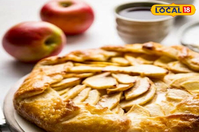 उन्होंने कहा कि अब ठंडे हुए सेब को टुकड़ों में काट लें. मिक्सी में कटे हुए सेब, एक गिलास दूध और आधा कटोरी छिले हुए बादाम डालें. इन्हें अच्छी तरह पीसकर स्मूद पेस्ट बना लें. बादाम की मात्रा आप अपने स्वाद और जरूरत के अनुसार कम-ज्यादा कर सकते हैं. 