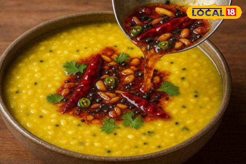 सेवन की सही विधि अक्सर घरों में दाल का स्वाद बढ़ाने के लिए उसमें बहुत अधिक तेल, घी और मसालों का तड़का लगाया जाता है। स्वास्थ्य की दृष्टि से यह तरीका गलत है। दाल के असली पोषक तत्वों का लाभ लेने के लिए इसे कम से कम मसालों के साथ उबालकर खाएं। अगर तड़का लगाना भी हो तो बहुत कम घी या तेल का उपयोग करें।