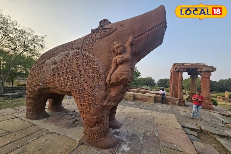 विश्व प्रसिद्ध 