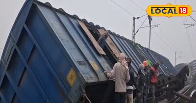 रेल हादसे के बाद जसीडीह स्टेशन पर पसरा सन्नाटा